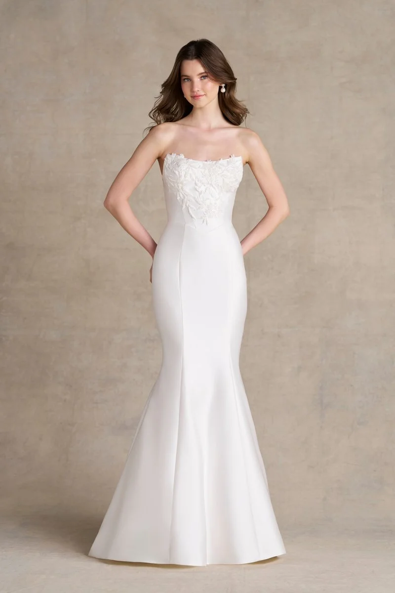 R3981-Studio-01-800x1200-cb6eae5.jpg