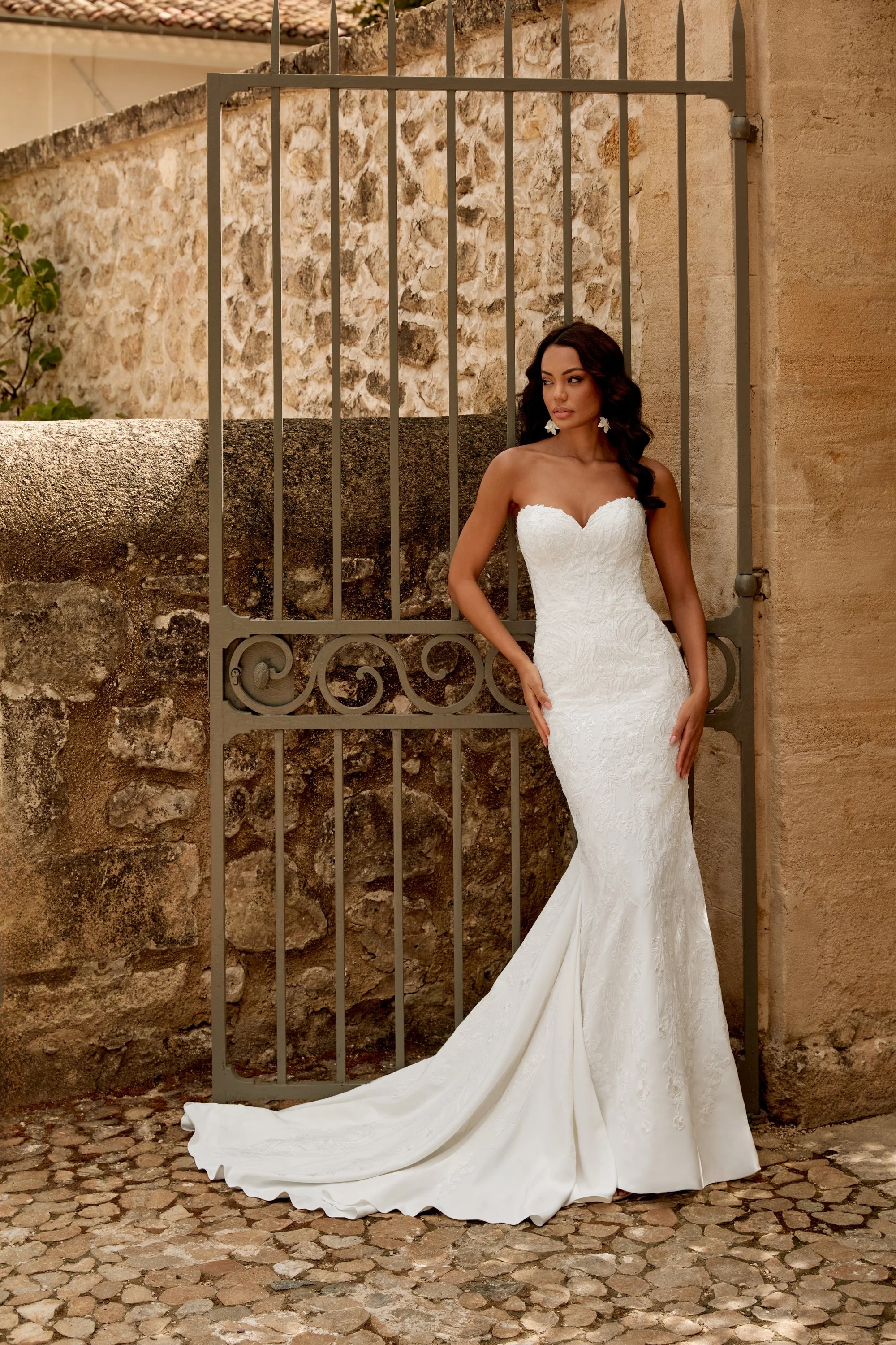 44571_FF_Sincerity-Bridal_2.jpg