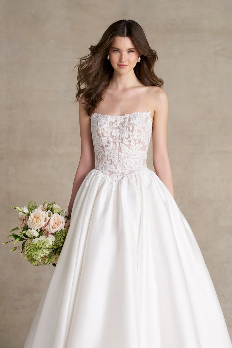 R3970-Studio-04-800x1200-cb6eae5.jpg