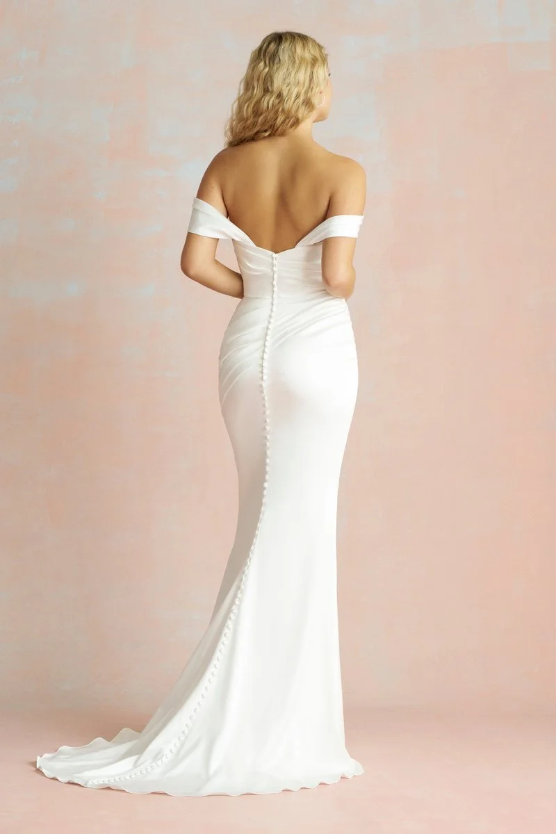 R3856NC-Studio-03-800x1201-cb6eae5.jpg