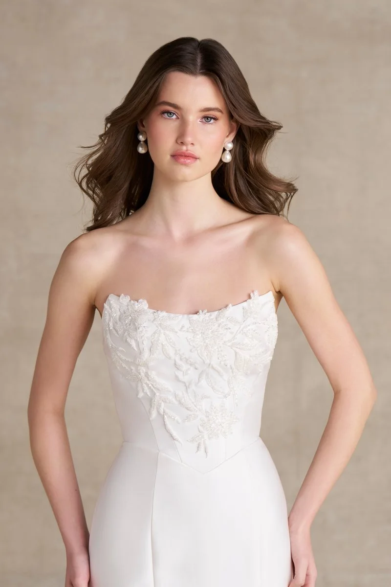 R3981-Studio-02-800x1200-cb6eae5.jpg