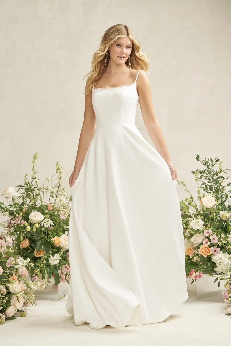 R3915-Studio-01-800x1200-cb6eae5 (1).jpg