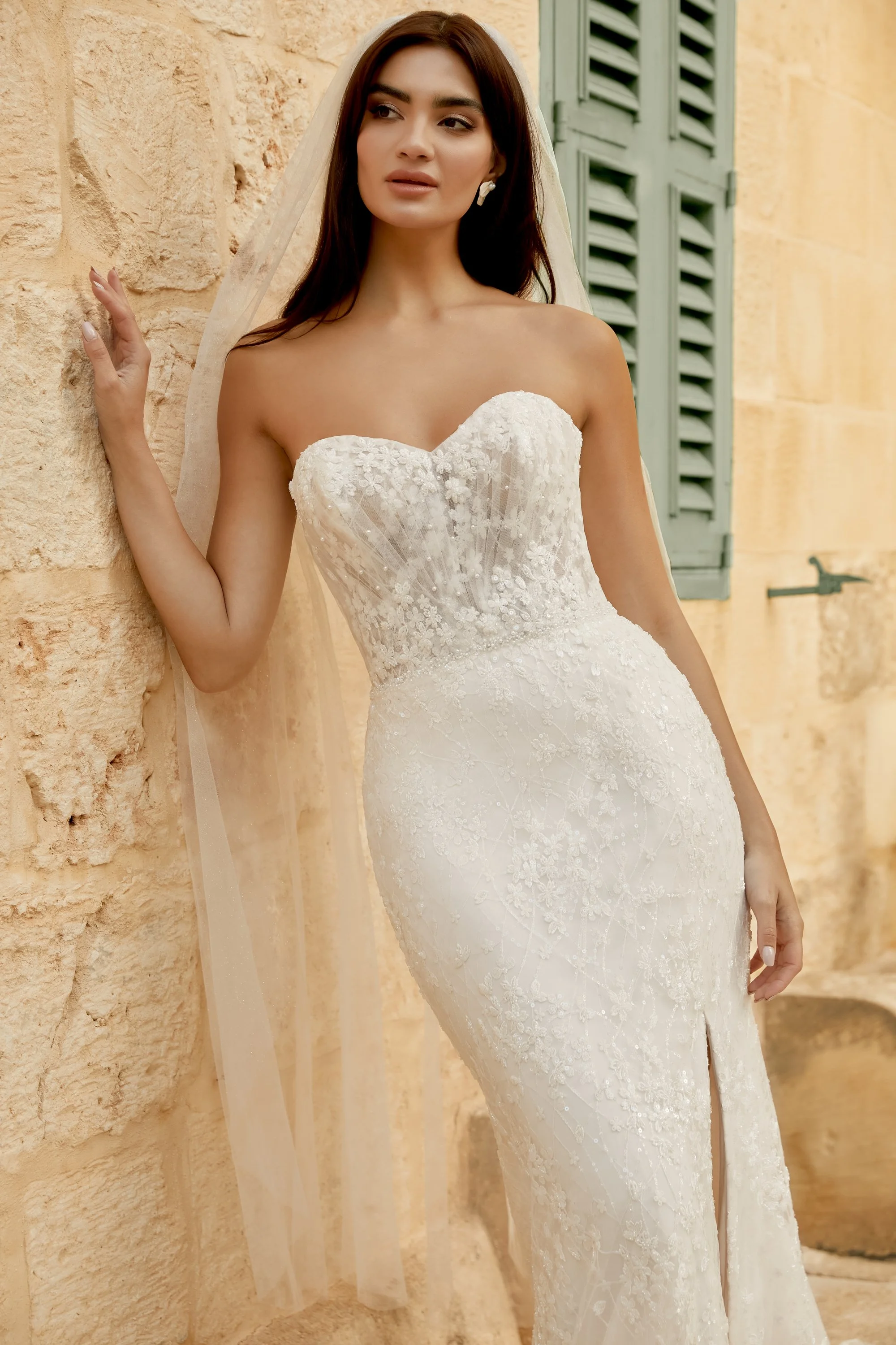 44488_FC_Sincerity-Bridal.jpg