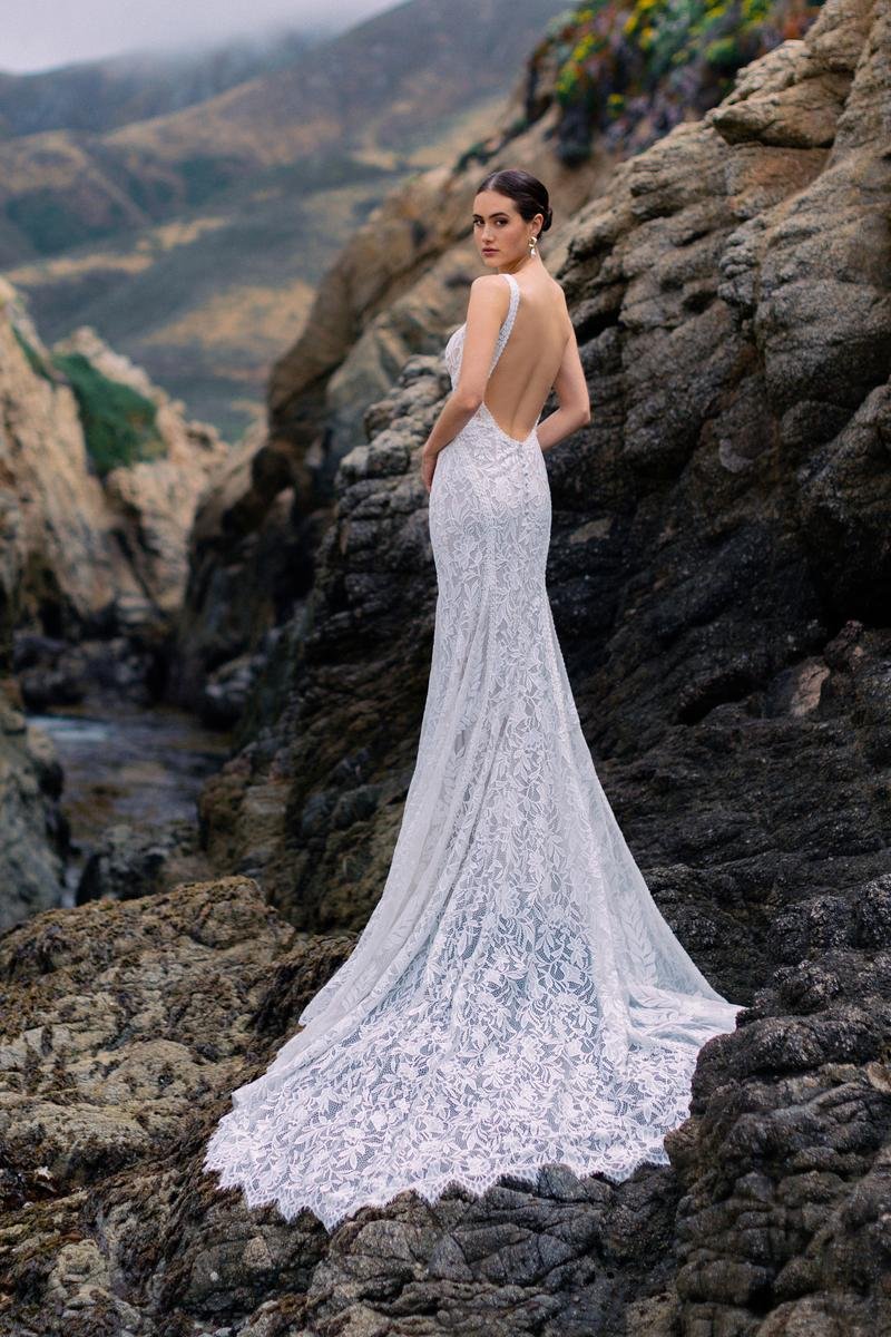 F326_Ellie_03 (1).jpg