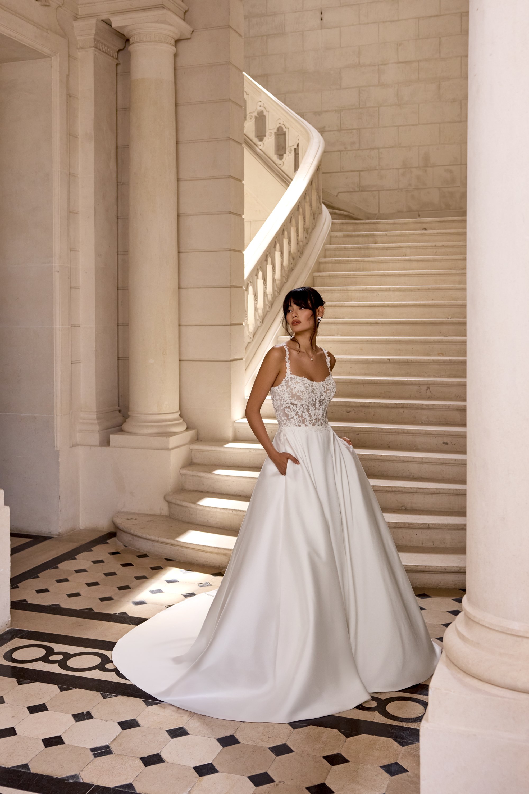 11442_Charline_FF_Adore-Justin-Alexander_2.jpg