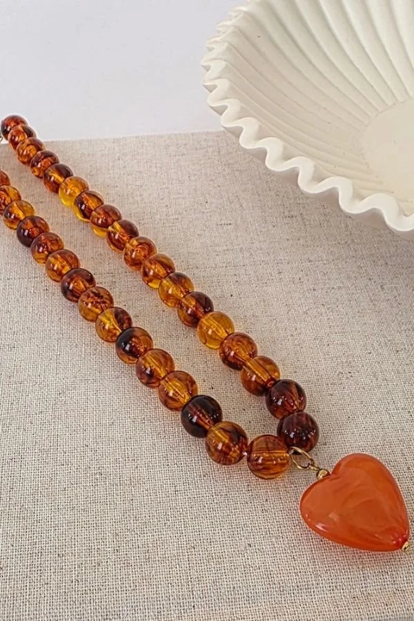 acrylic-beaded-heart-necklace-3.jpg