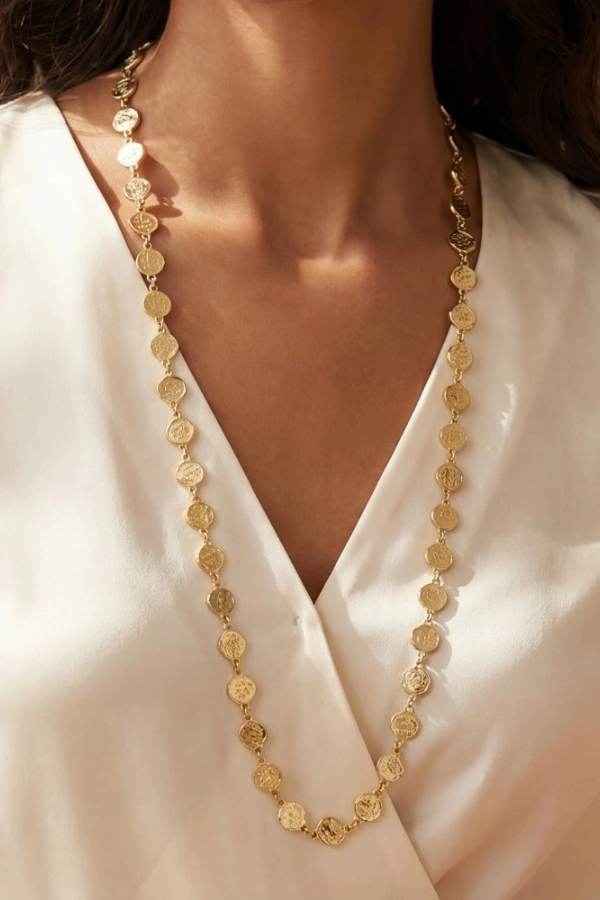 milli-chain-necklace-gold-2.png