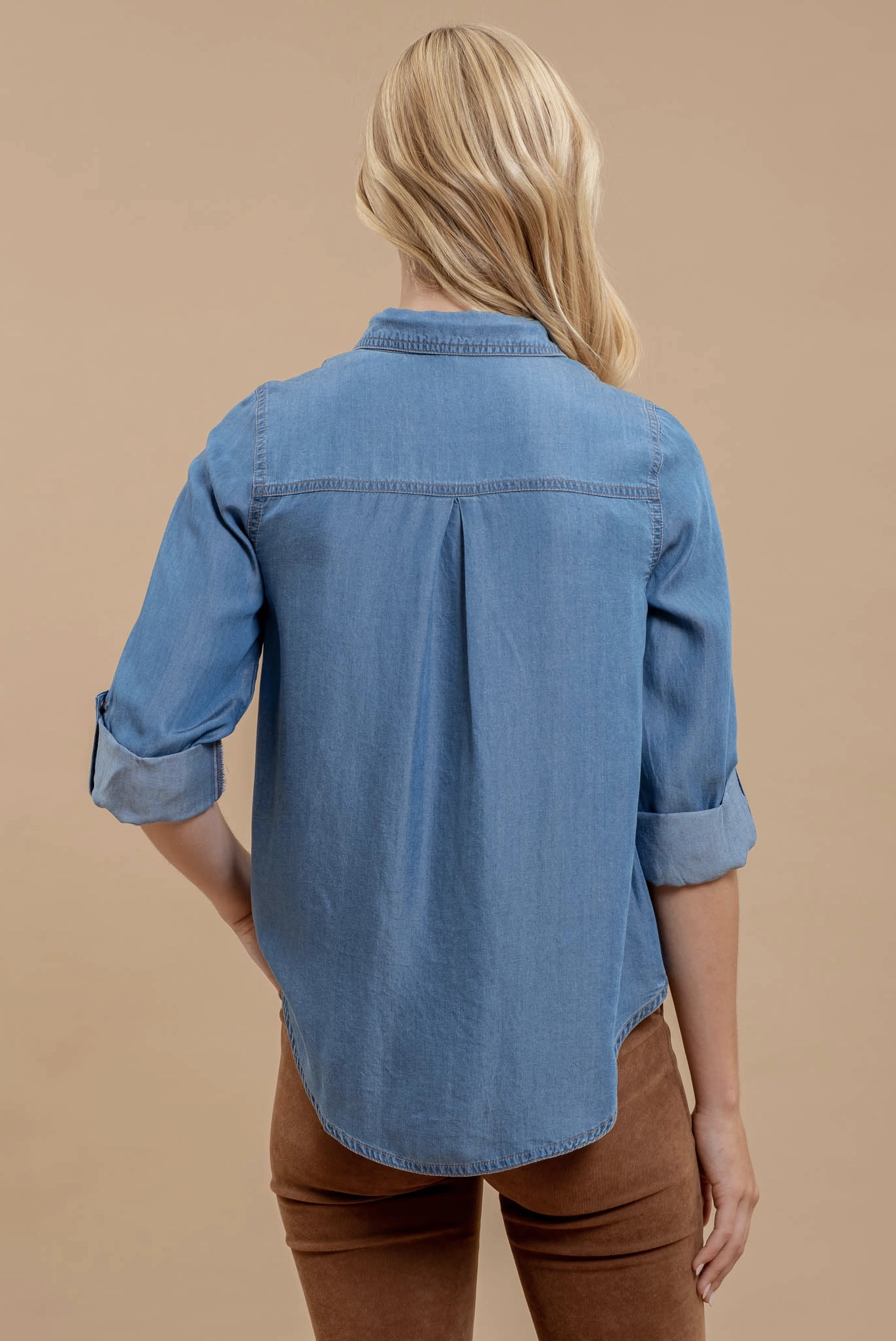 chambray-button-down-2.png