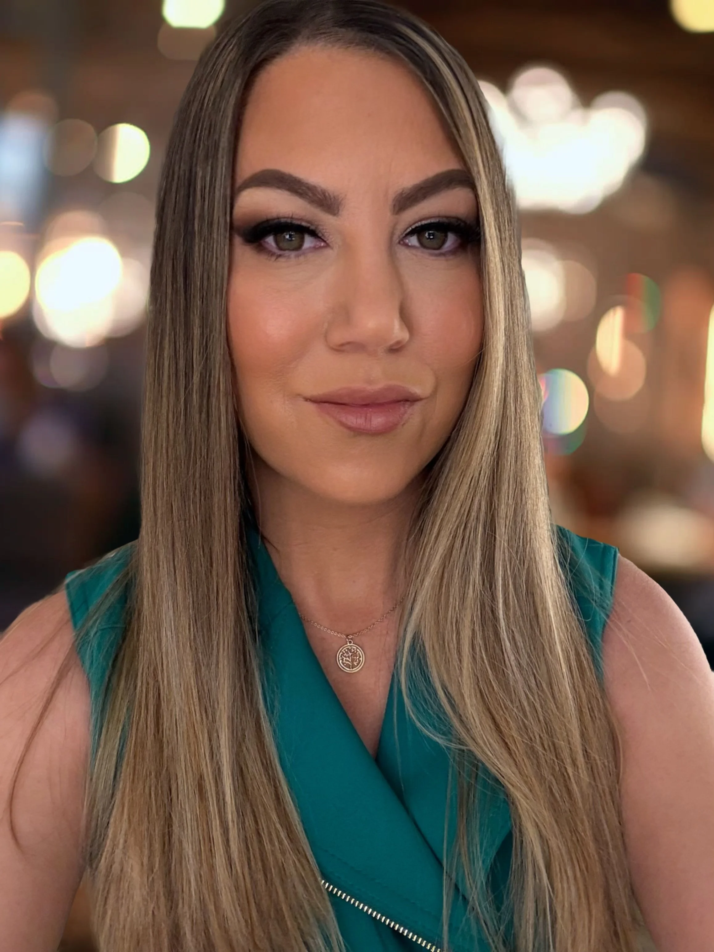 Gorgeous Girls In Supply Chain: Valerie Carlson