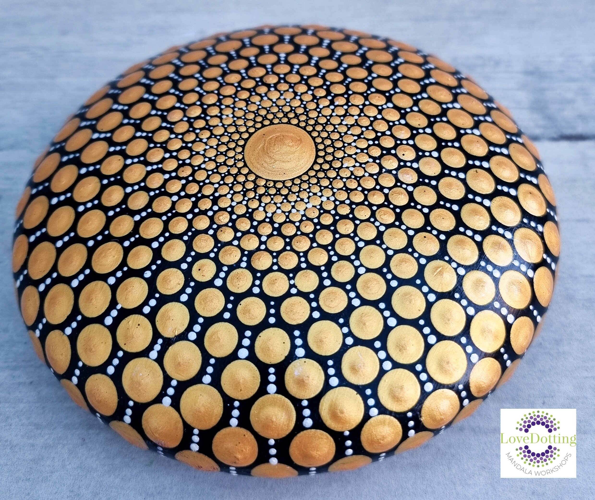 Mandala- Ombre Stone