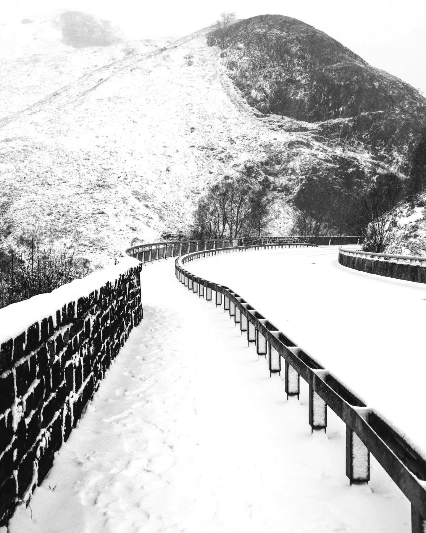 Snow track adventures, Glencoe.

#glencoe #explorescotland #scottishlandscapephotographer #landscapephotography #visitscotland #snow #winter #fineartphotography #artphotography #scottishroadtrip