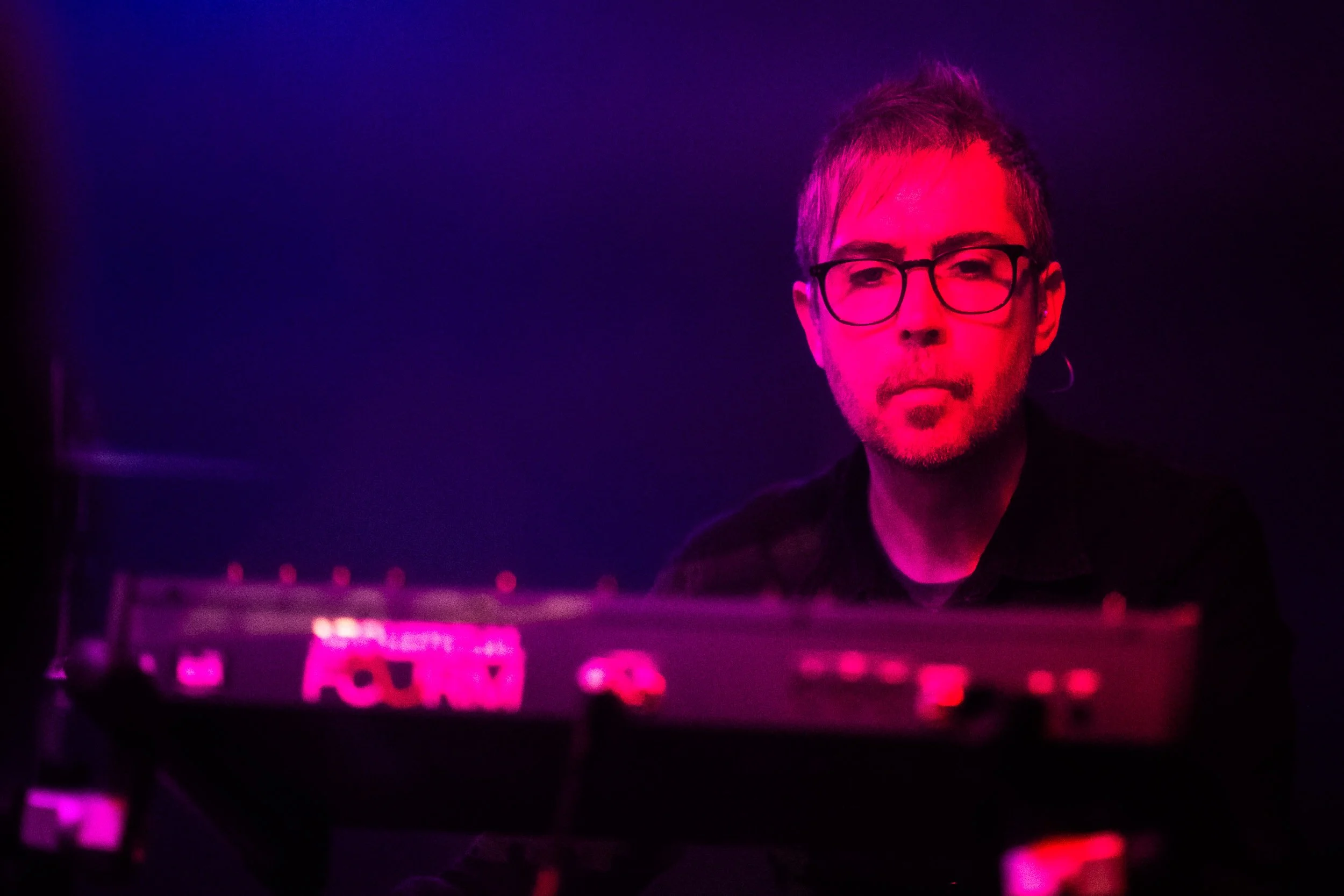 Tomorrow Syndicate synth player Mark O'Donnell playing at The Glad Cafe.
