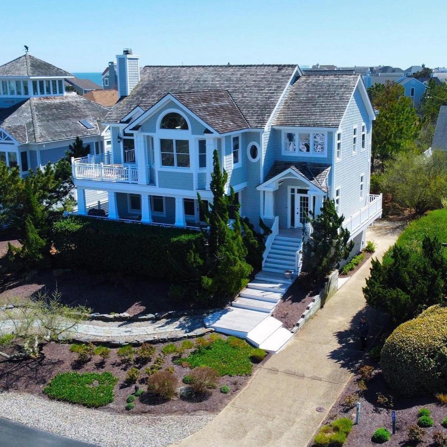 This beautiful beach house just hit the market! 🌊🐚🏠

Crafted with the highest level of quality and attention to detail, this exquisite home is only steps from one of the most desirable private beaches on the Delaware Coast. Elegantly appointed wit
