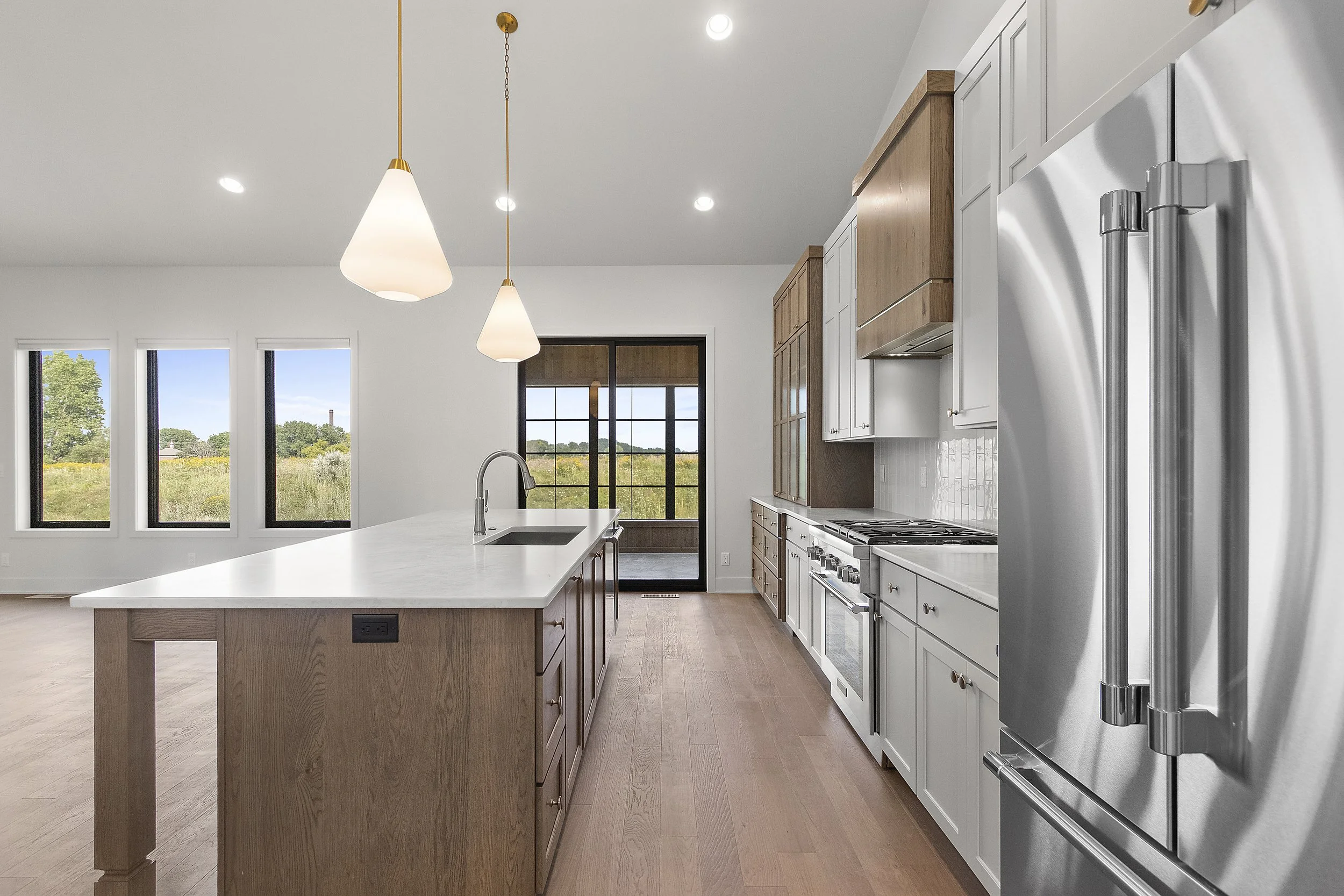 050-381FarmhouseLane-CombinedLocks-WI-54113-FULL.JPG