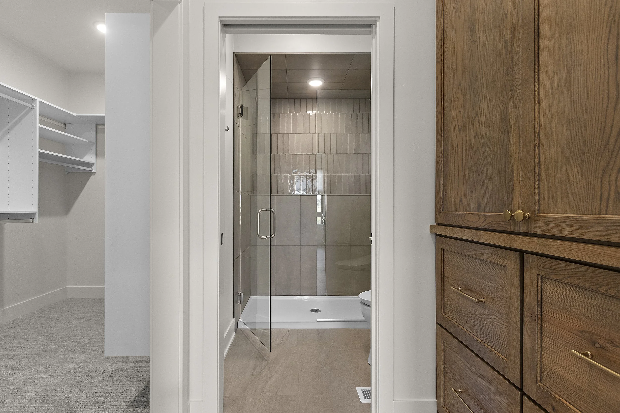 067-381FarmhouseLane-CombinedLocks-WI-54113-FULL.JPG