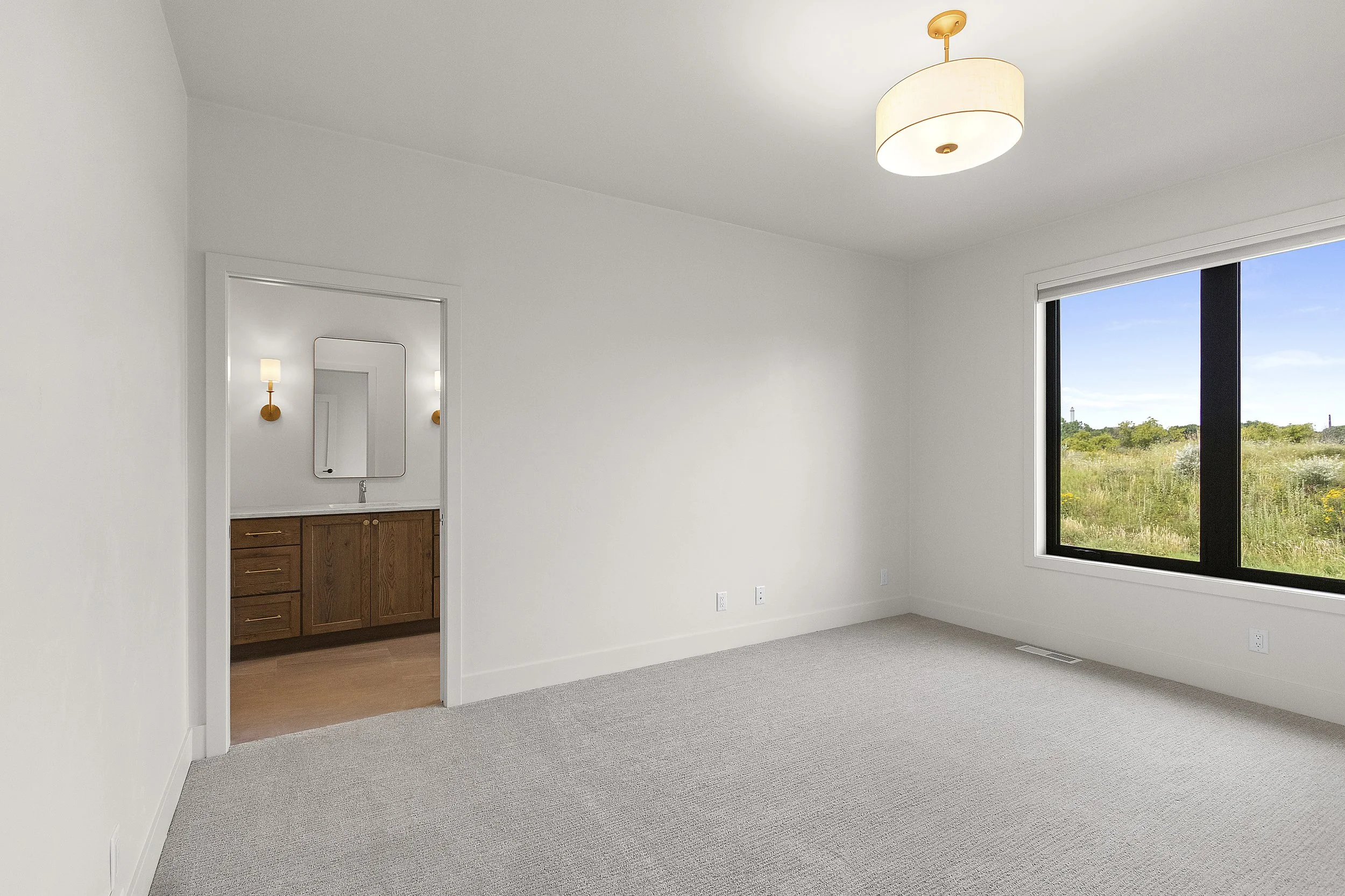 062-381FarmhouseLane-CombinedLocks-WI-54113-FULL.JPG