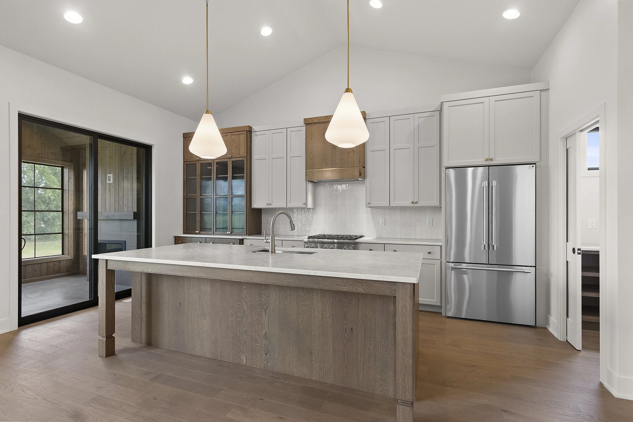 055-381FarmhouseLane-CombinedLocks-WI-54113-FULL.JPG