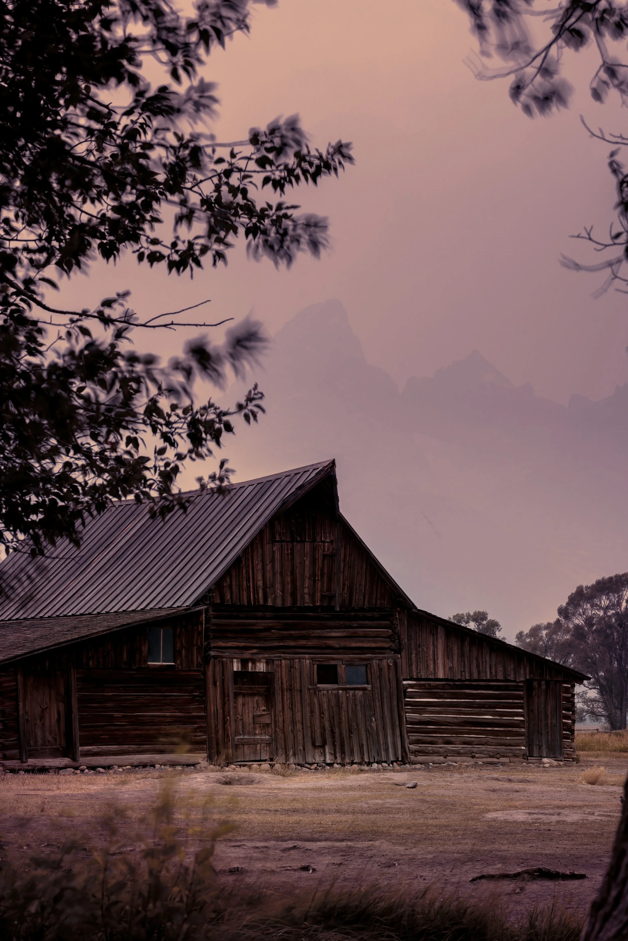 Hazy Moultron Barn-DeNoiseAI.jpg