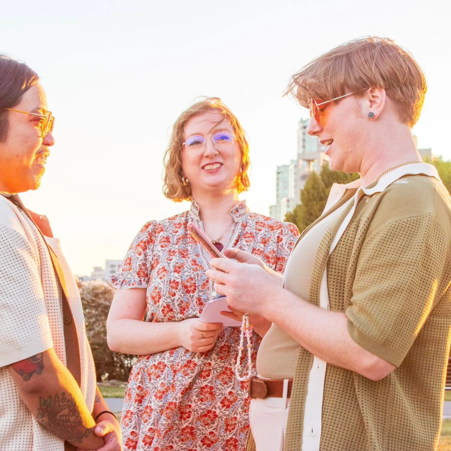 Celebrating these two was so incredibly special. They have been together for a long time and this fall finally were ready to tie the knot. Eliza officiated and planned this super special, sunset microwedding here in Philly!

We know that queer love i