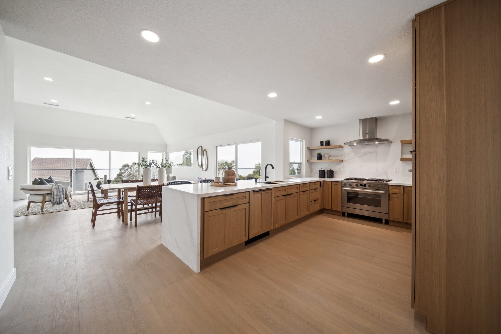 23_1763_Sky_Loft_Ln_Encinitas_CA_92024_USA-Kitchen-_O8A2911.jpg