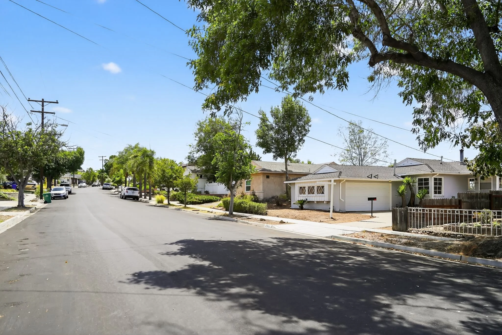 05_6542_Clara_Lee_Ave_San_Diego_CA_92120_USA-Exterior-_3C_7184.jpg
