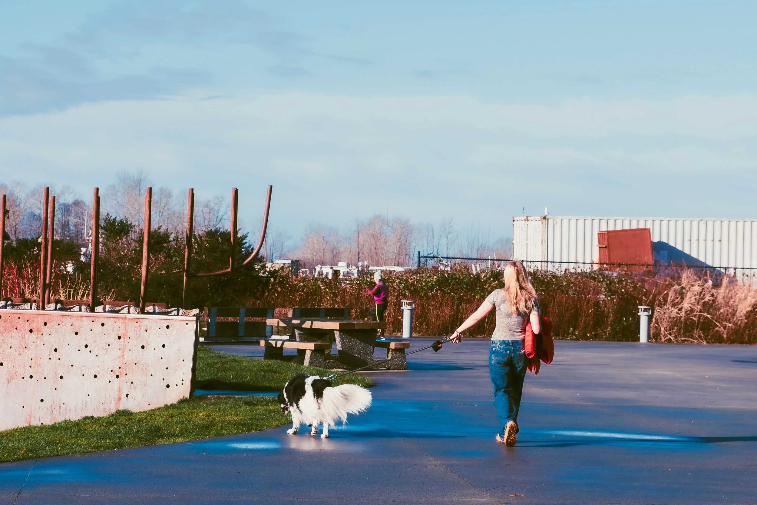 aidan-chan-photo-london-landing-steveston-woman-walking-dog.jpeg