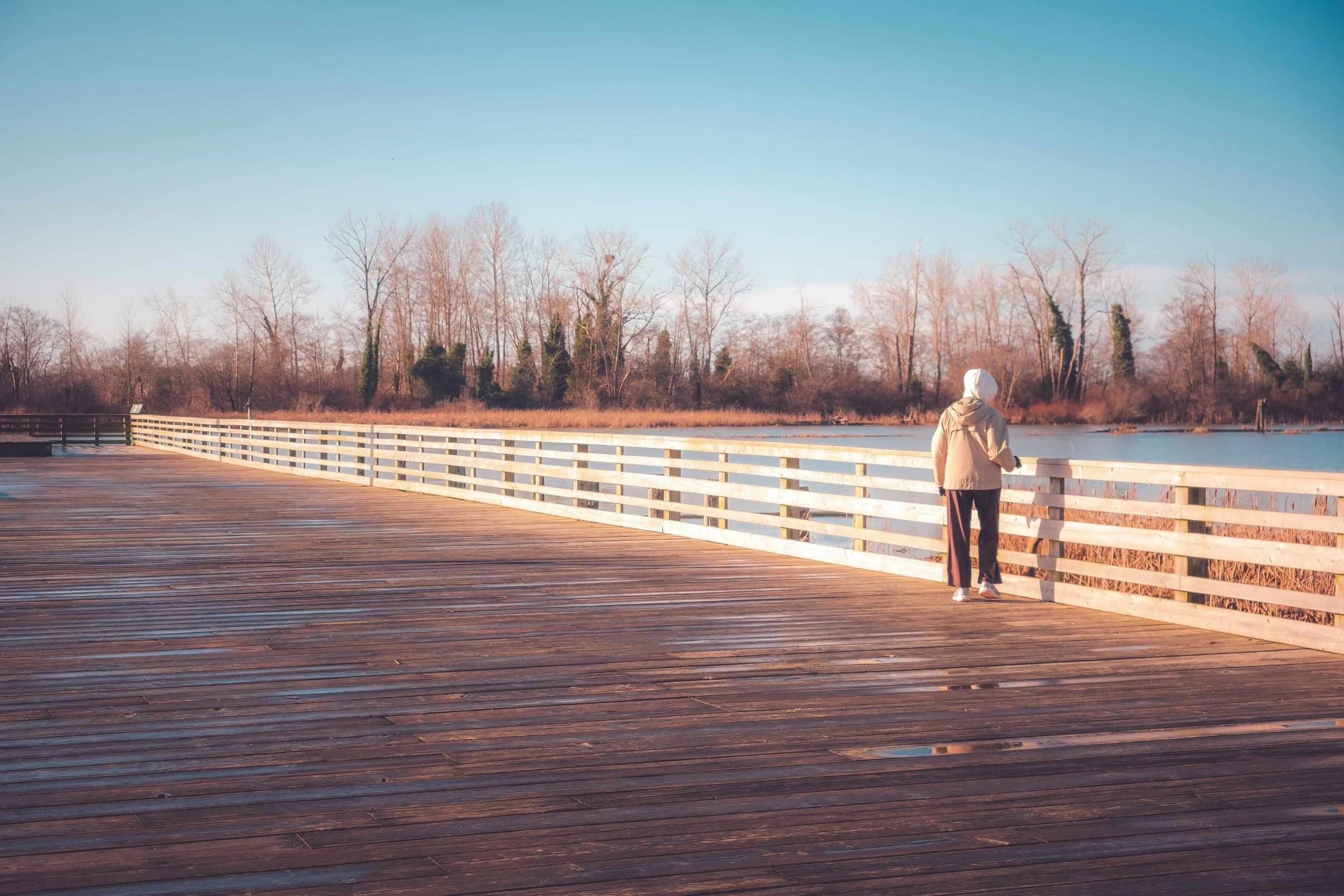 aidan-chan-photo-london-landing-steveston-looking-out-dock.jpeg