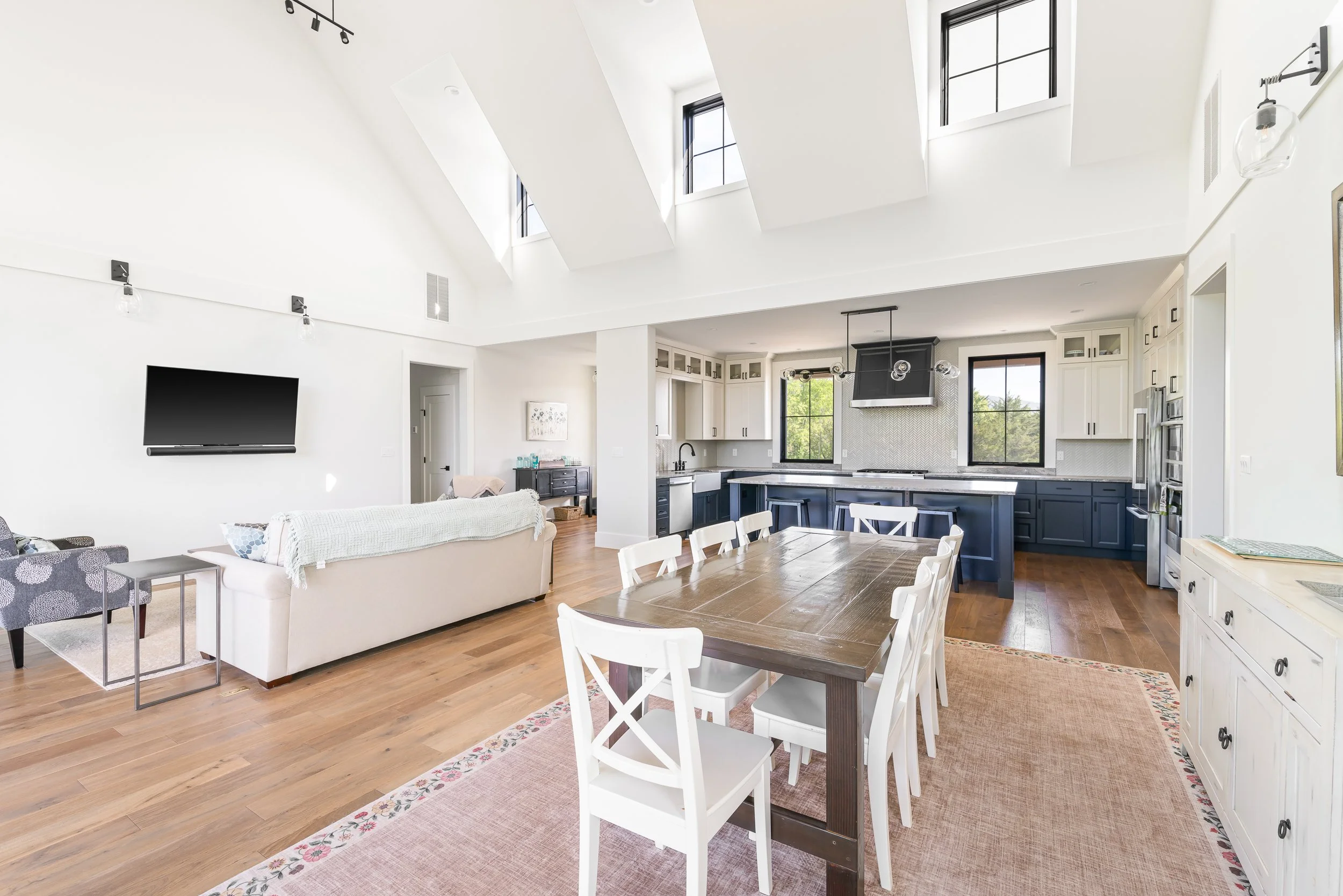 Afton Mountain Road - Interiors-3.jpg