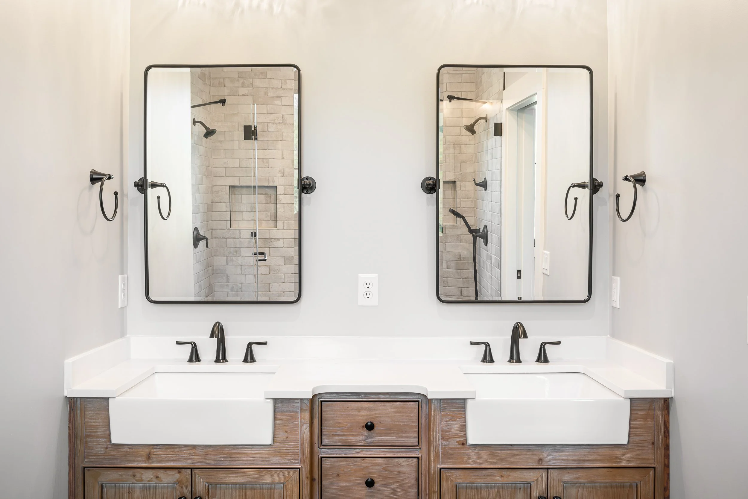 Afton Mountain Road - Interiors-7.jpg