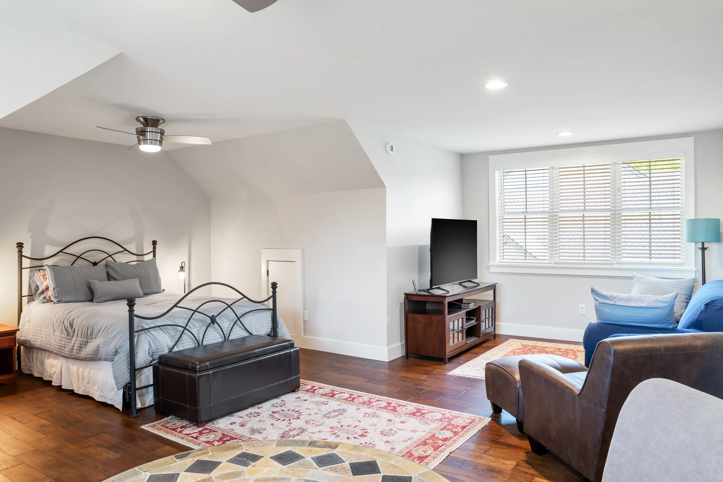 Bentivar Farm Road - Interiors-10.jpg
