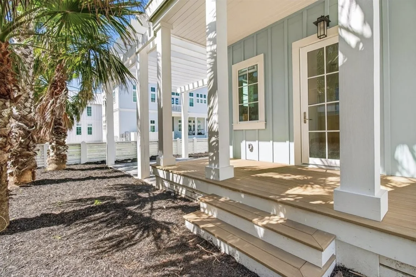 Tailwind 1 - Beach Home