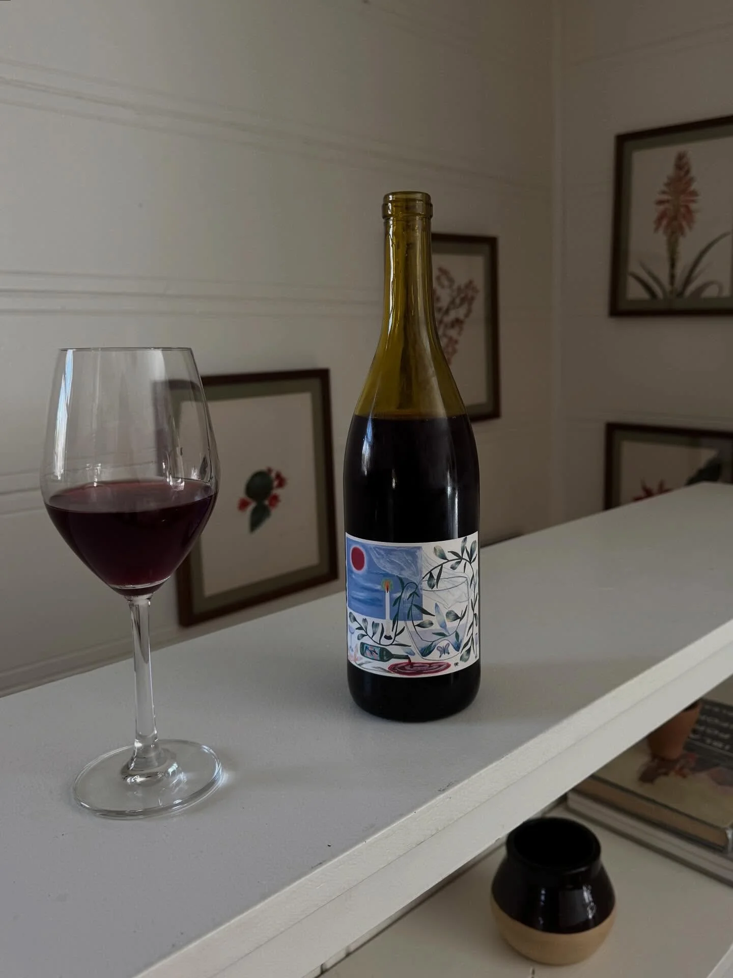 Just landed on the bottle list: @buddybuddywine &ldquo;Valley Girl&rdquo; 2023 Valdigui&eacute;. Perfect for sharing around the firepit this weekend &mdash; or enjoy while staying at @thebodegahouse, as seen here!