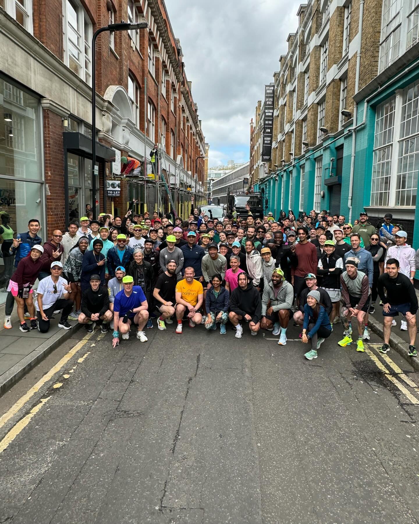 A whirlwind couple of weeks for the BOSTON &amp; LONDON marathons. Thanks to the smiling faces for keeping us going, and to all of our amazing partners throughout the weekend. 

In order of appearance: 
&bull; @kofuzi x @soar_running shakeout: their 