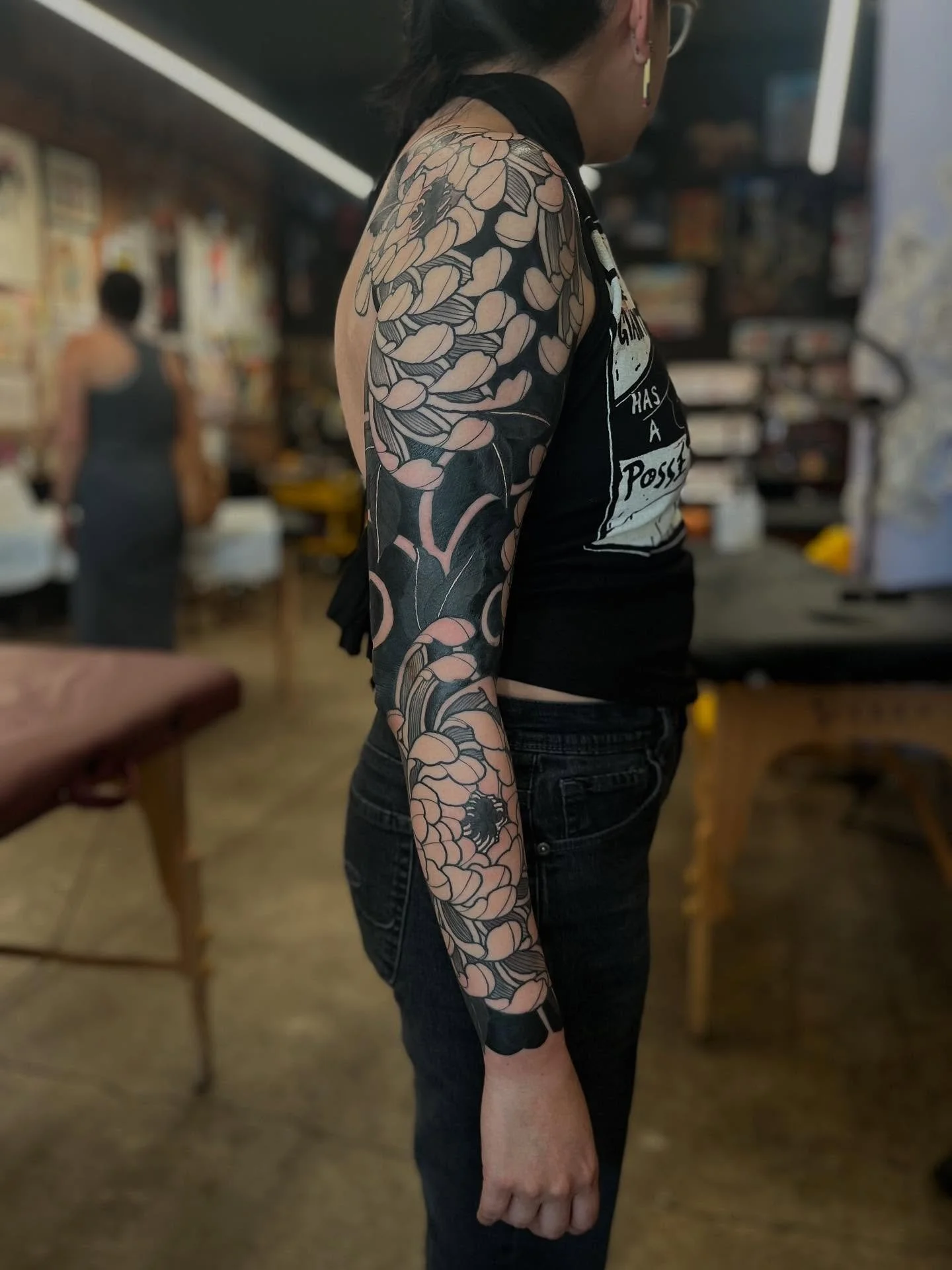 🌺 finished up this sleeve! I am so happy with how this one turned out! Thanks so much for the trust! 🌺 
I have a few open dates left in July! Booking august / September. Submission link in bio!
.
.
.
.
.
.
.
.
.
.
.
#japanesesleeve #japanesetattoo
