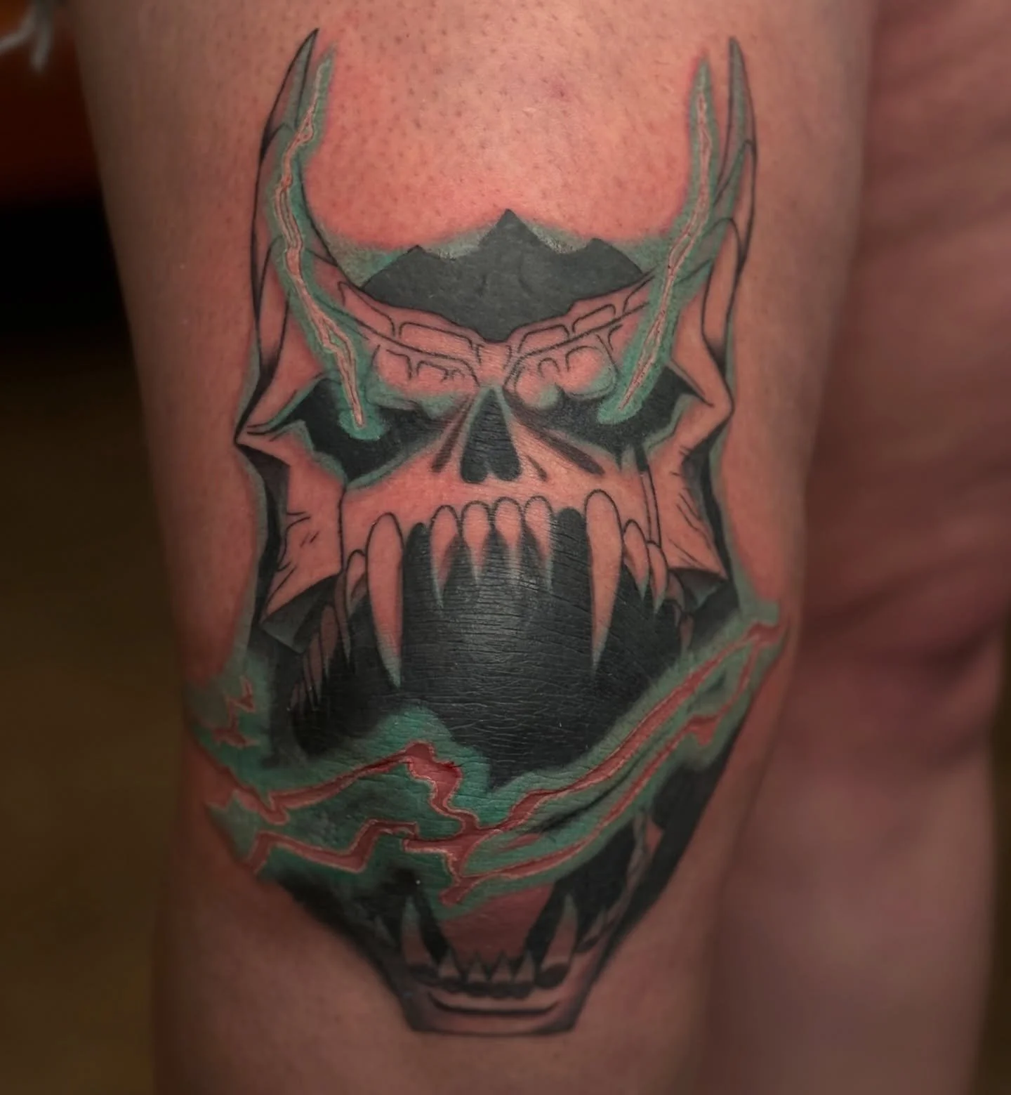 Kaiju No.8 knee cap 🖤 link in bio to book in 🫶