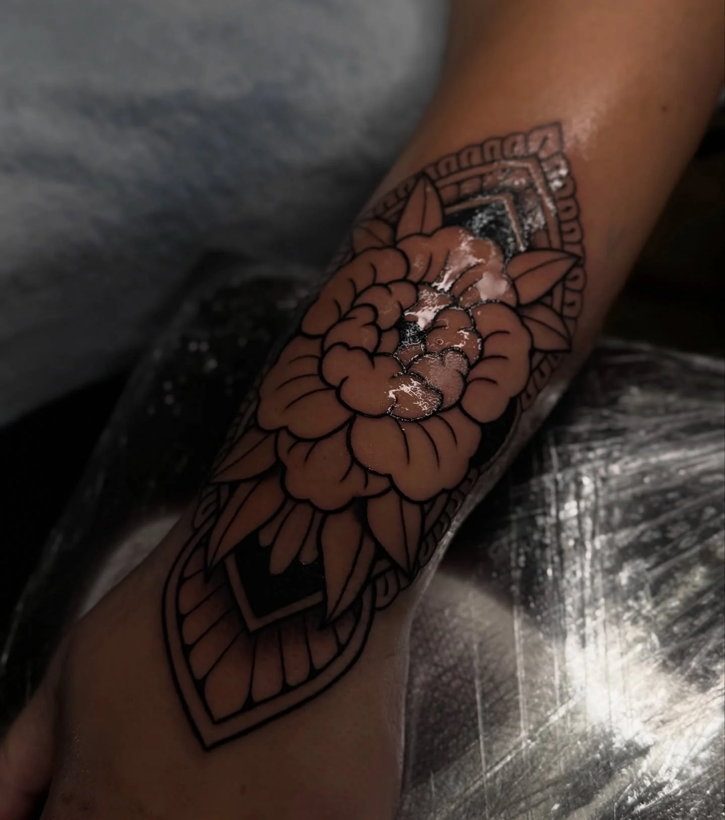 Cute one! Love this placement forever and ever💖
Made at @superelectrictattoo 
#tattoo #superelectrictattoo #oregontattoo #pdxtattoo #portlandoregon #pdx #ornamentaltattoo #blacktattoo #blacktattooartist #femaletattooartist #eugeneoregon #goducks