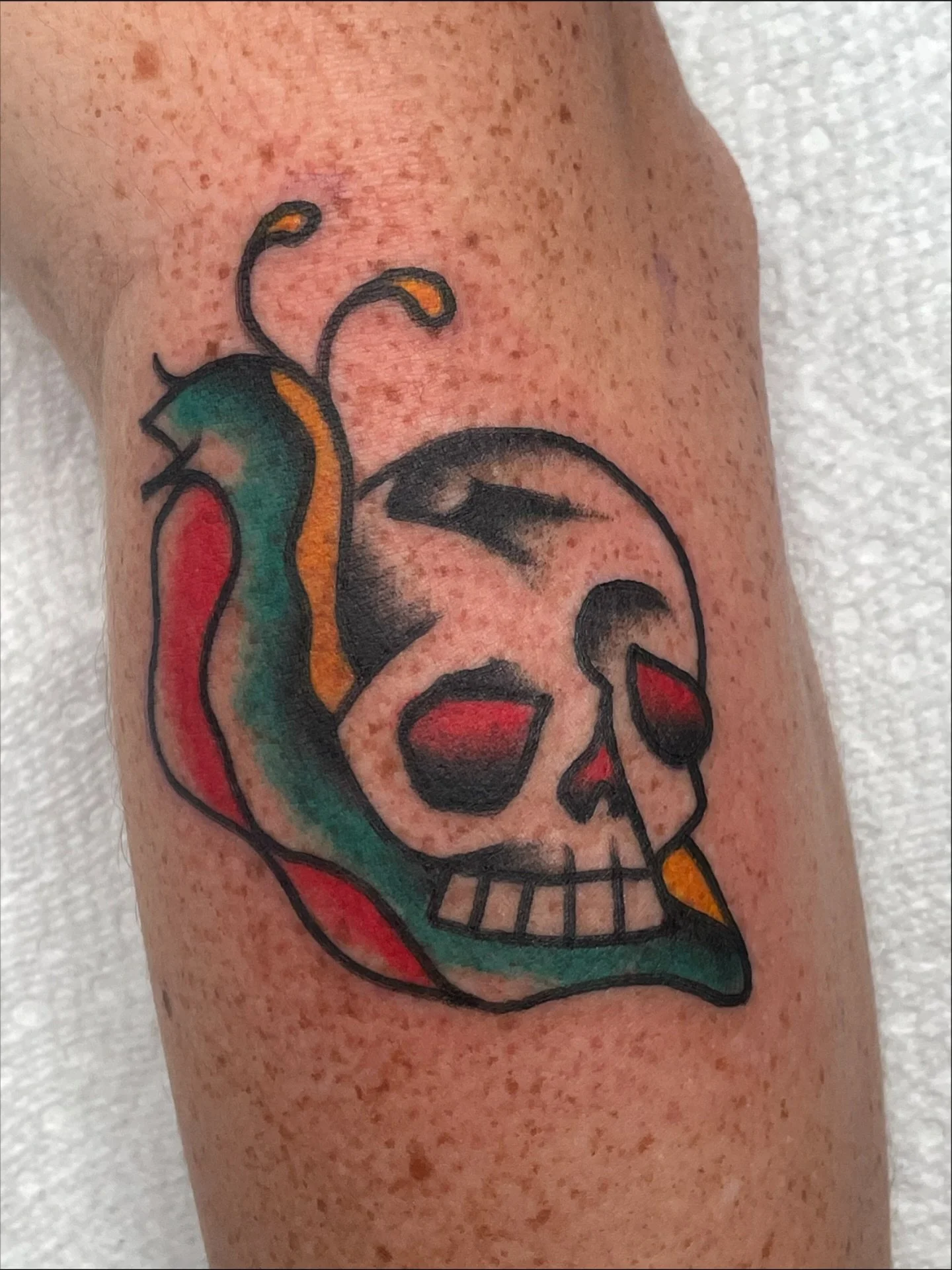 ✨From a recent flashday✨ 
Thanks to everybody who gets tattooed!!
#traditionaltattoo #boldtattoos #oldschooltattoo #tattooflash #pdx #pdxtattoo #eugene #eugenetattooartist