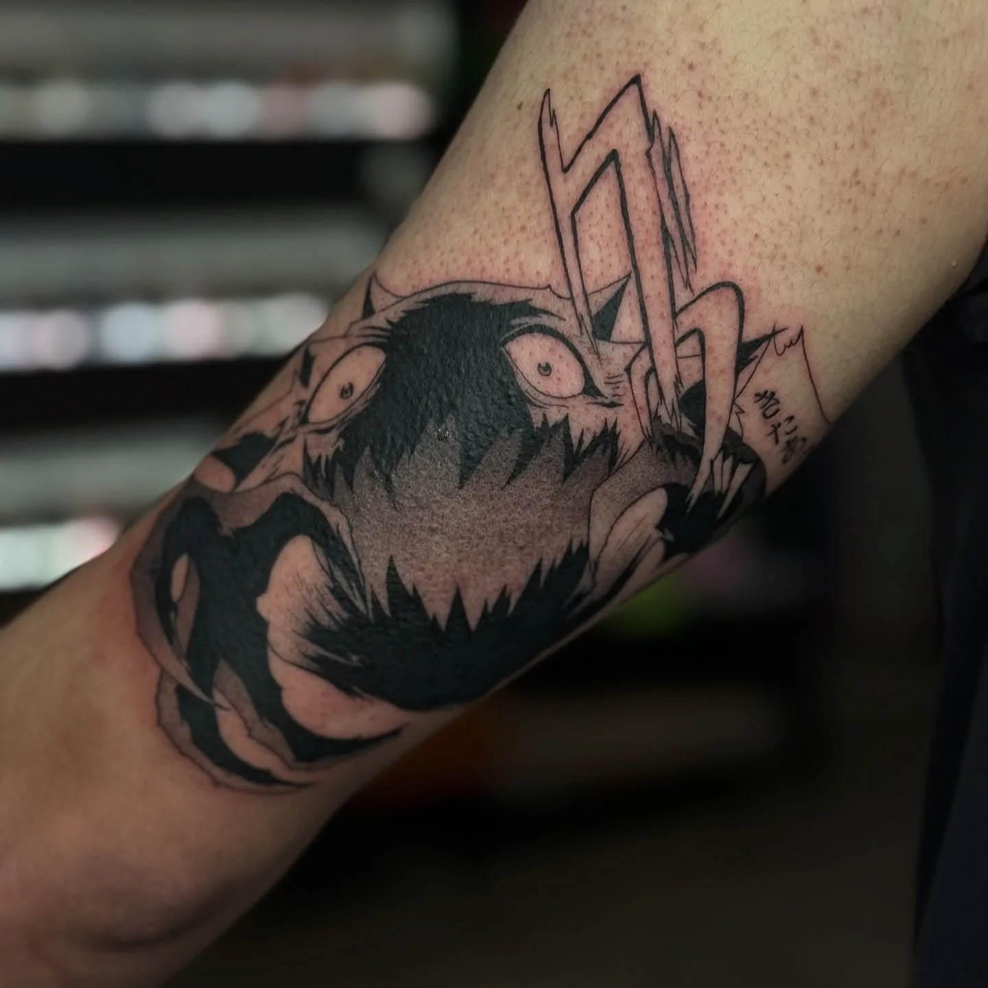 Haunter 🖤😈 link in bio to book 🖤