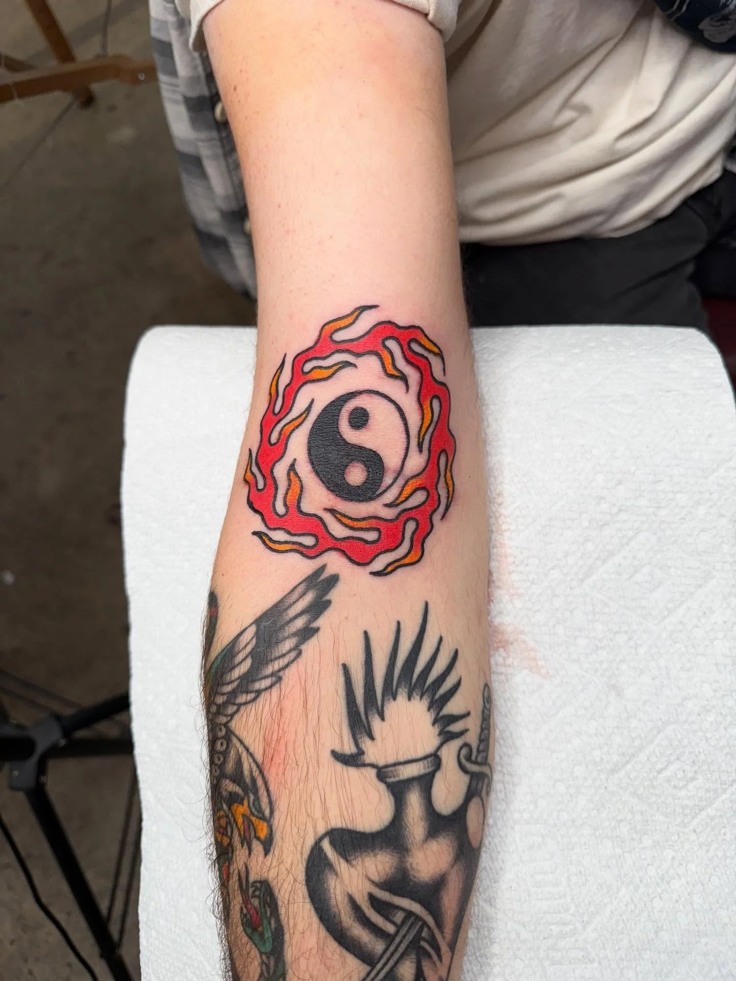 ☯️ 🔥 
@superelectrictattoo