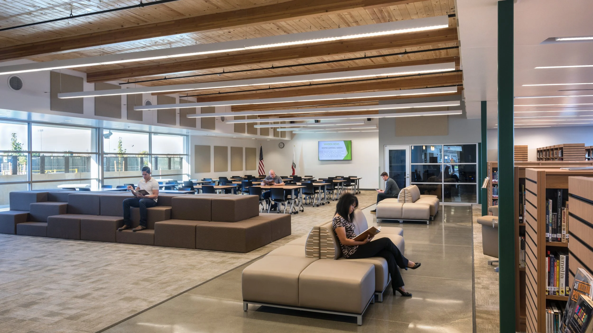 TUSD Vanden HS Library