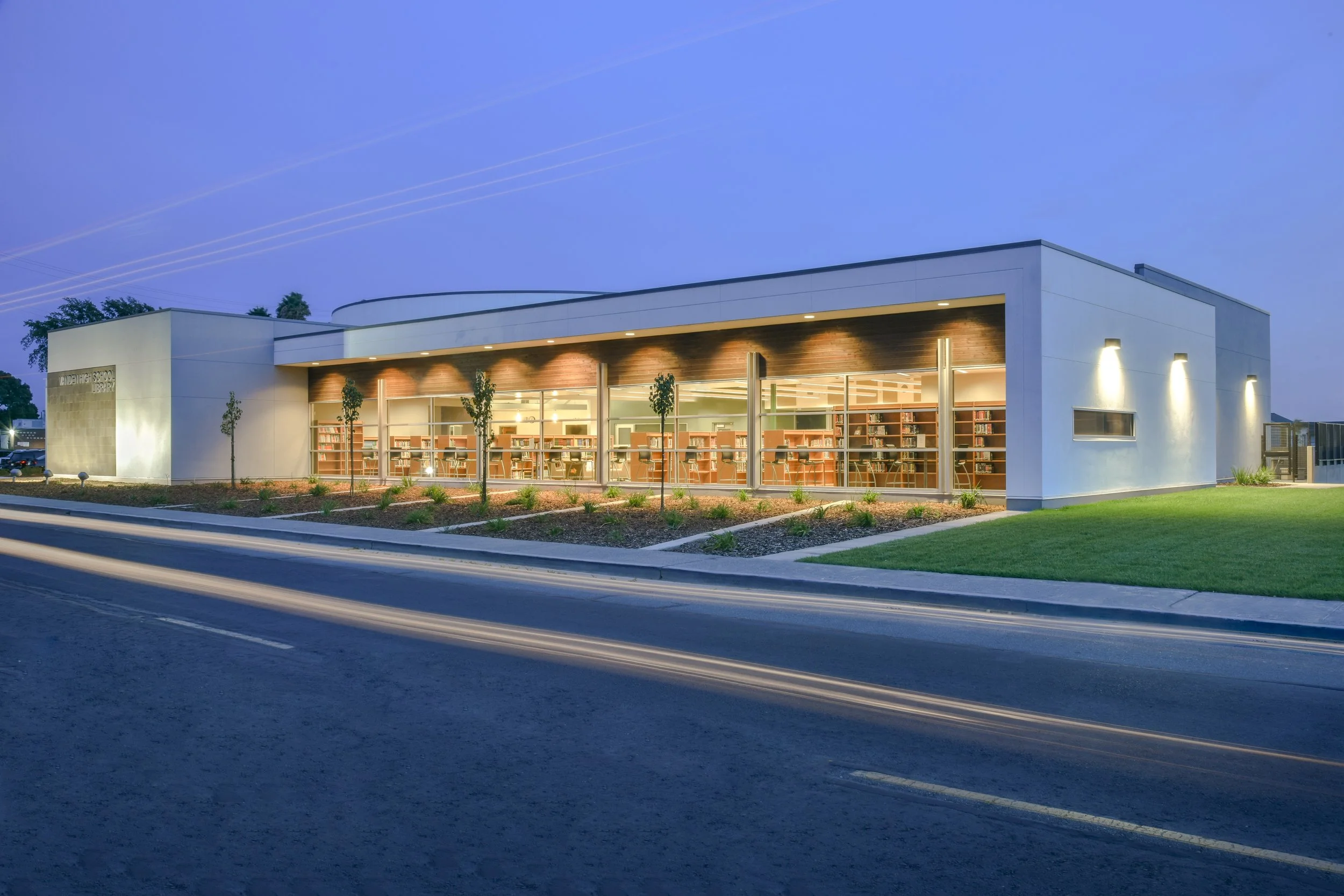 TUSD Vanden HS Library