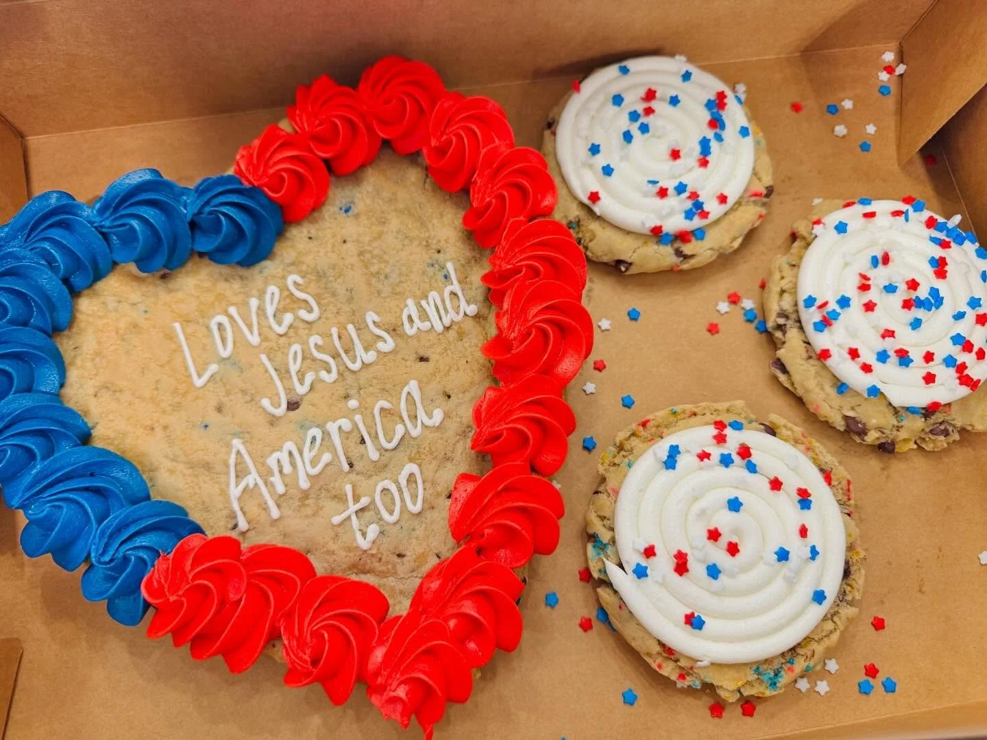 🎆 Red, white, and BUY!🎆
Our 4th of July treats are ready to grab and go&mdash;no prep, no stress, just sweet USA-made goodness.
🇺🇸 Limited quantities&mdash;once they&rsquo;re gone, they&rsquo;re gone - this is all that&rsquo;s left!! 

⭐️ 9&rdquo