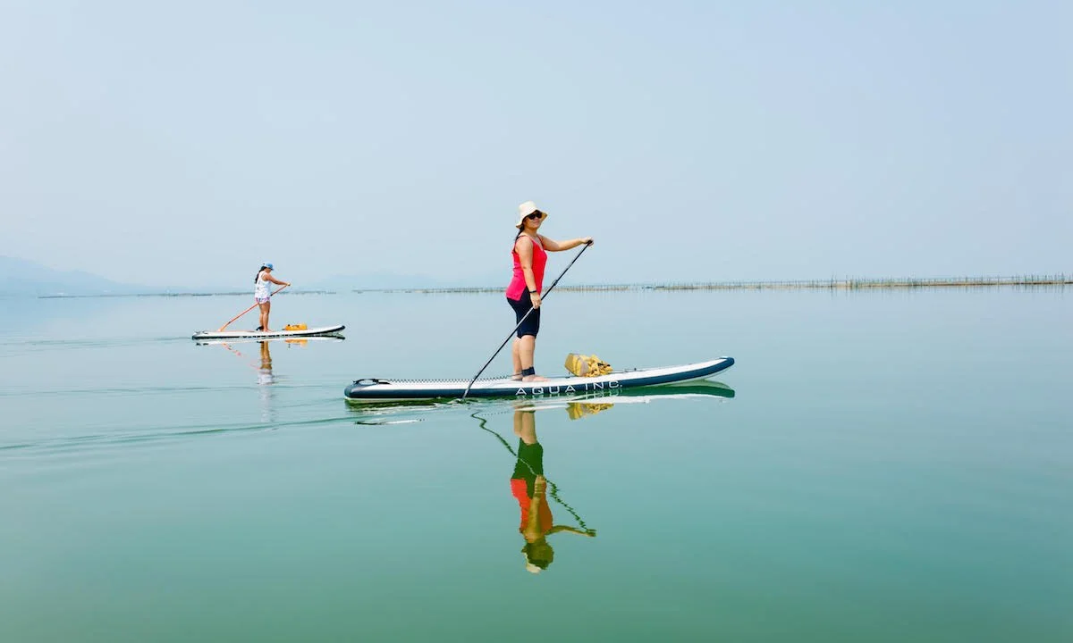 paddle-boarding-tam-giang-lagoon-vietnam-2.jpg