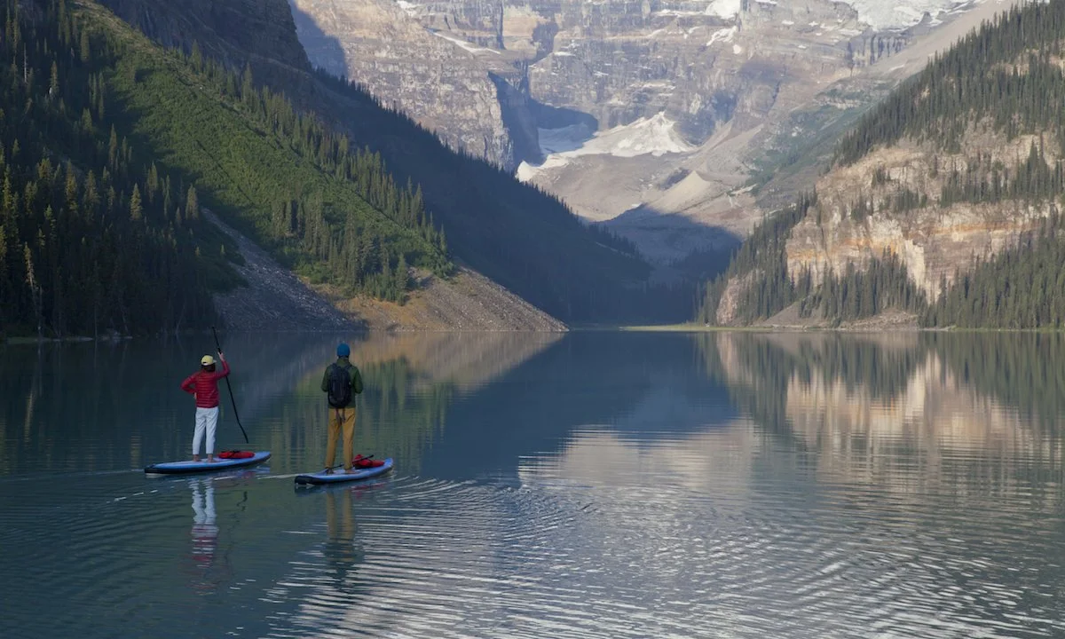 7-sup-wonders-of-the-world-lake-louise-banff.jpg