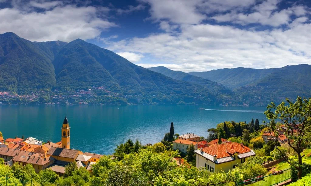 Paddle Boarding Lake Como