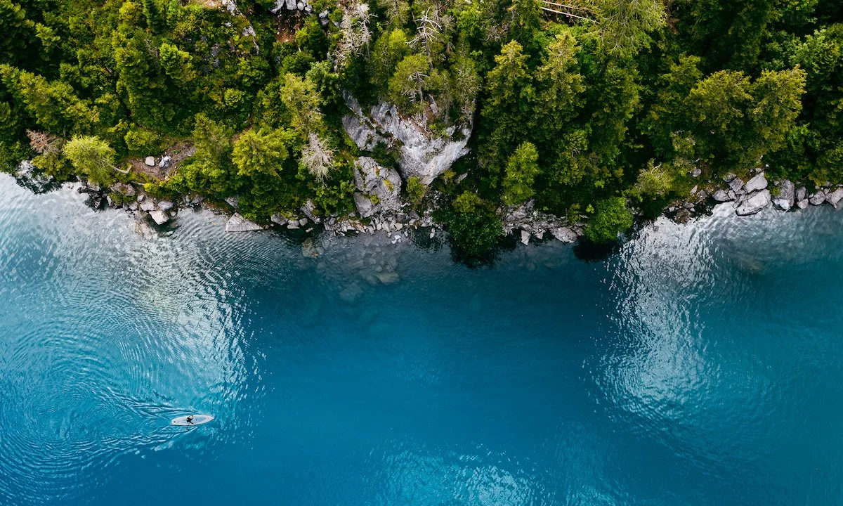  Never stop exploring! Paddling on beautiful Oeschinenlake in the Swiss alps. | Photo courtesy: Tinu Müller, Supconnect Photo Contest 2023 