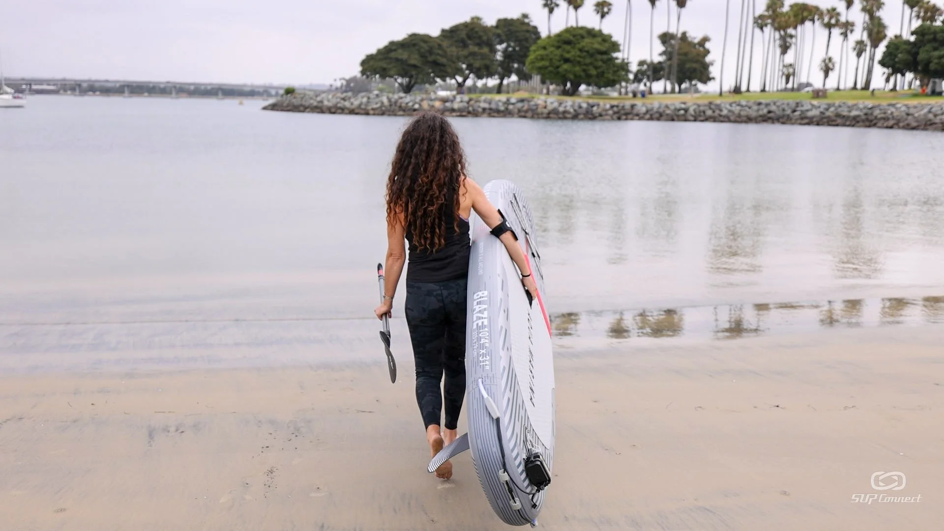 Aqua-marina-blaze-standup-paddleboard-review-11.jpg