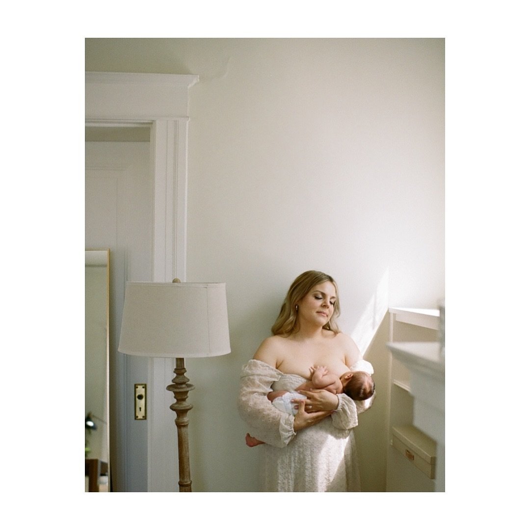 The most thoughtful, gentle, tender presence surrounded this mother and it filled every corner of her home. 

Those newborn days are the most sacred thing to witness. Always so grateful to be there to capture the hum of those early days. 

#120film #