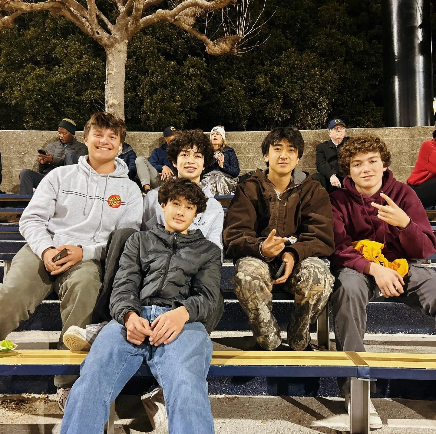 Friday night @calbaseball game with these @eastbaycyclones and @eastbayanchors ⚾️⚾️⚾️ #gobears