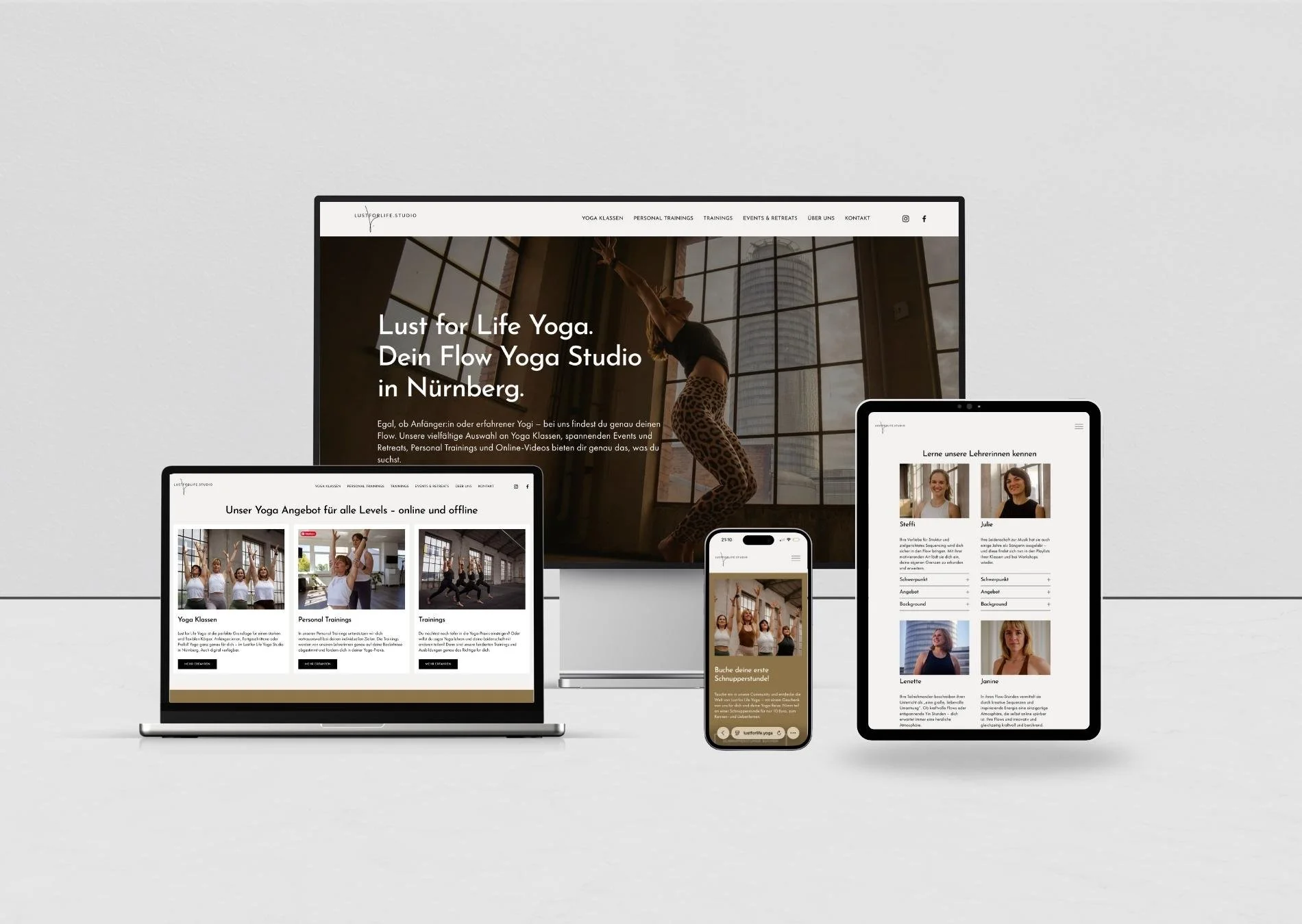 Mobile optimierte Website auf verschiedenen Geräten
